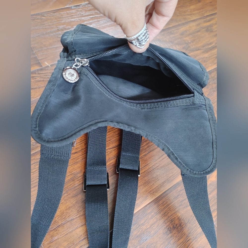 Chenson Chic Black Mini Backpack - image 6